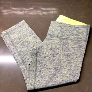 Lululemon wonder under crop